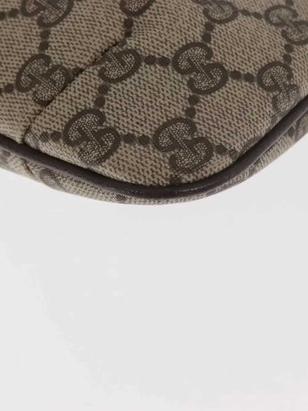 GUCCI GG Canvas Pouch PVC Leather Beige Gold 378 039 4492 Auth ti3588